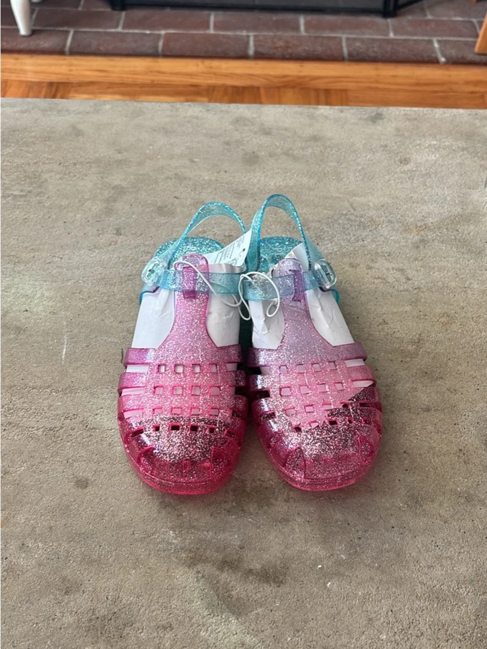 Childrens Place Rainbow Jelly Shoes Fisherman Sandals NWT Big Kid size 3 (A-7)
